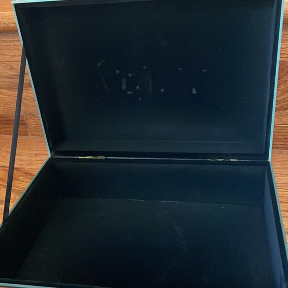 Classic Celebrations Personalized Mirrored Jewelry Box - Picture 7 of 12